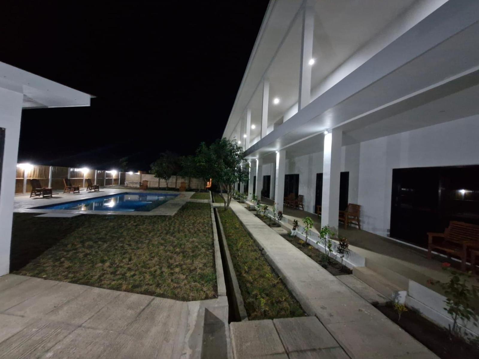 Satu Hati Hotel Ekas Екстериор снимка