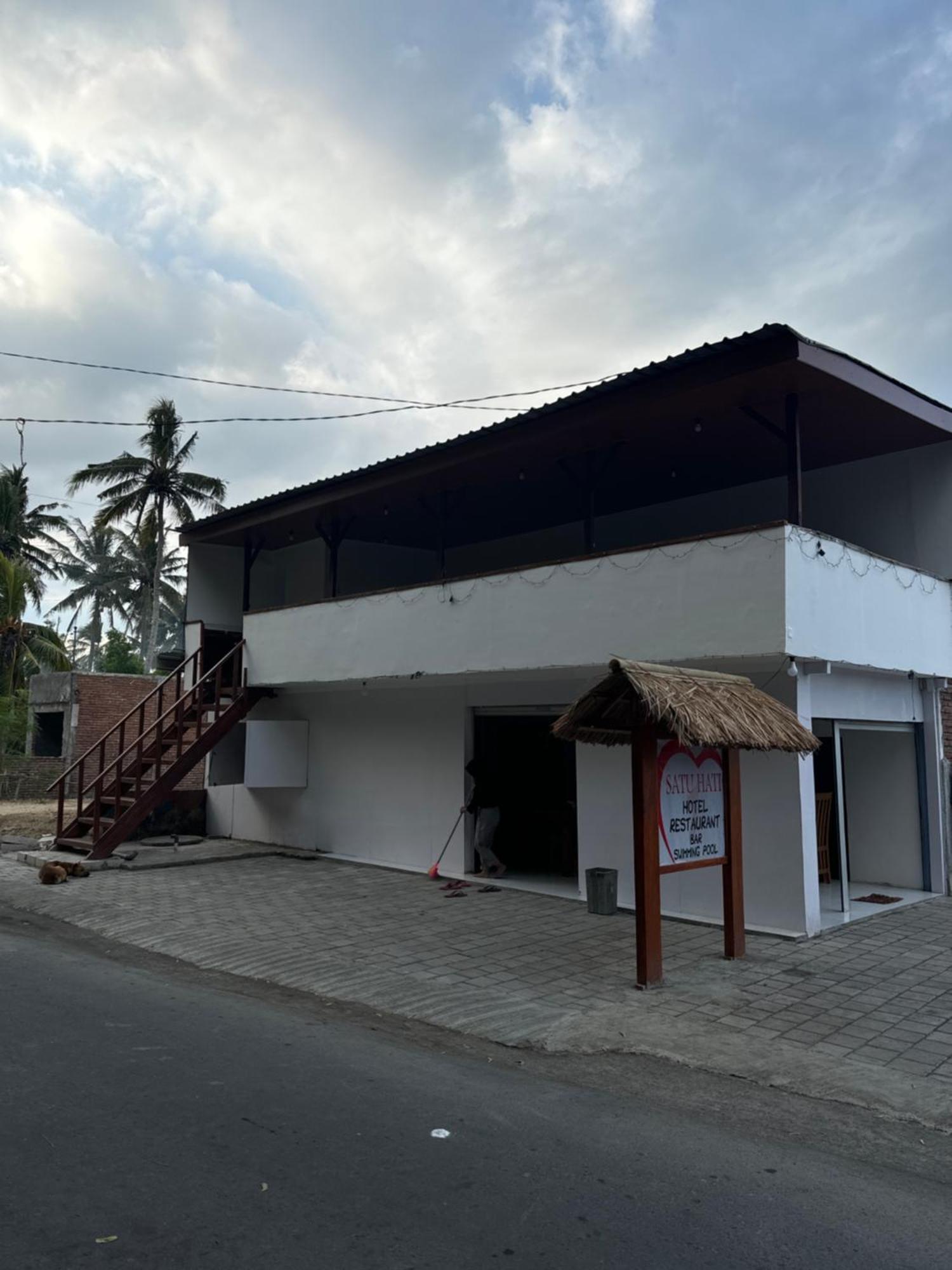 Satu Hati Hotel Ekas Екстериор снимка