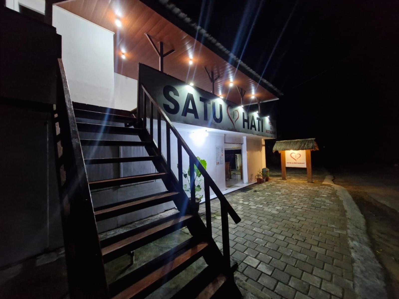 Satu Hati Hotel Ekas Екстериор снимка